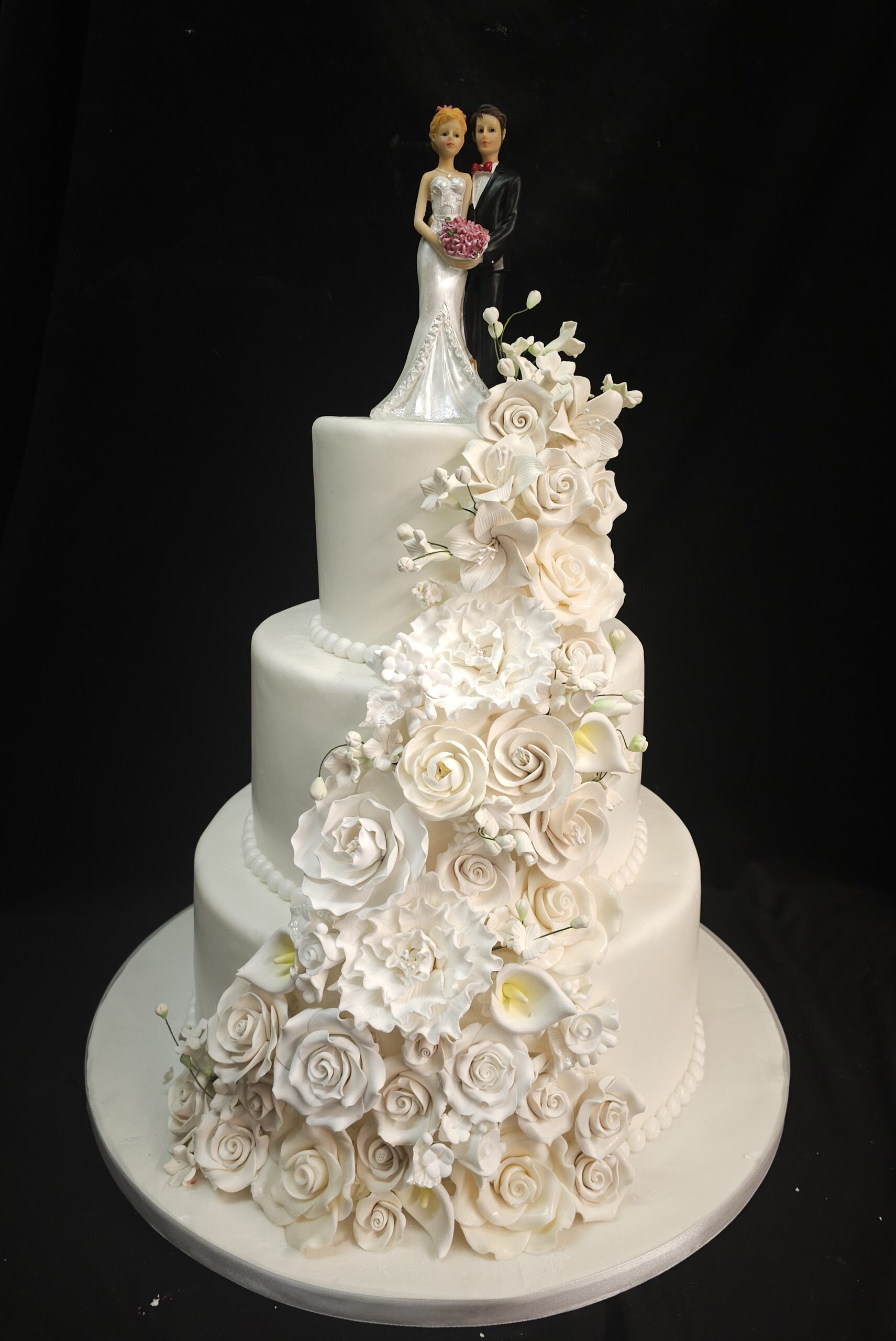 Bruidstaart suikerbloemen B257